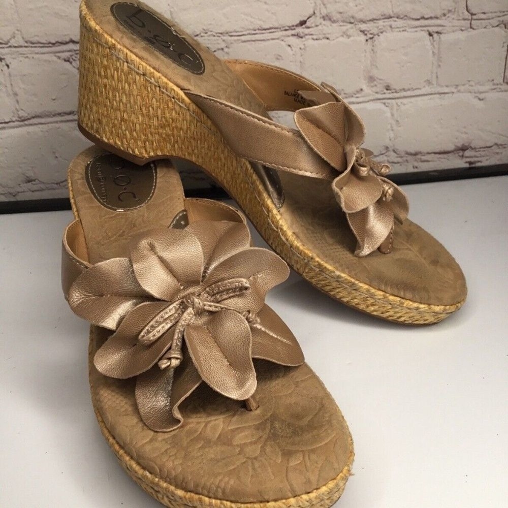 Born Concept Tan/Gold Flowers Thong Slip On Wedge Sandals Women 9 China Leather